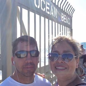 Meet your Posher, April janeen